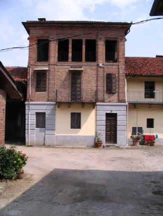 Casa natale in Via Monviso a Saluzzo